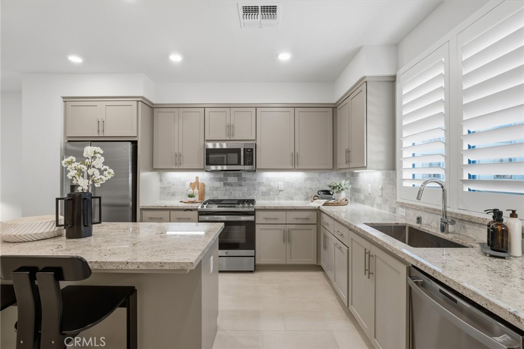 45235 Wisdom Road 1003