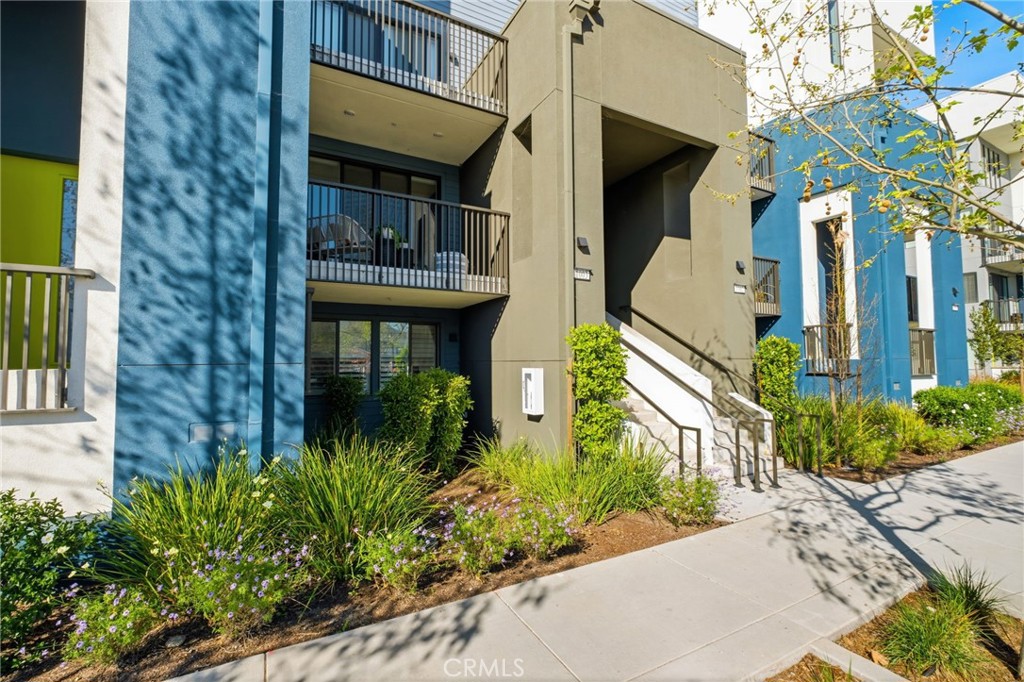 45235 Wisdom Road 1003