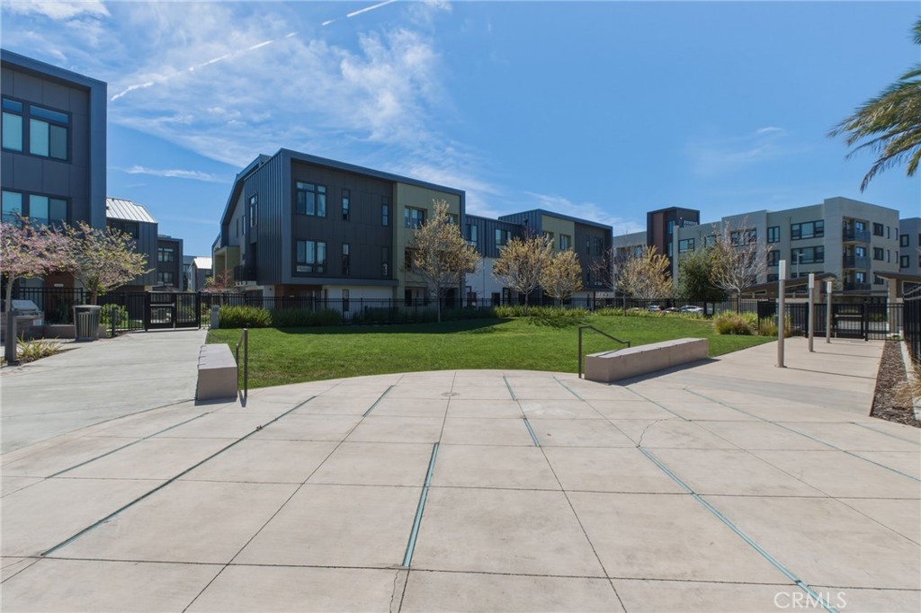 45235 Wisdom Road 1003