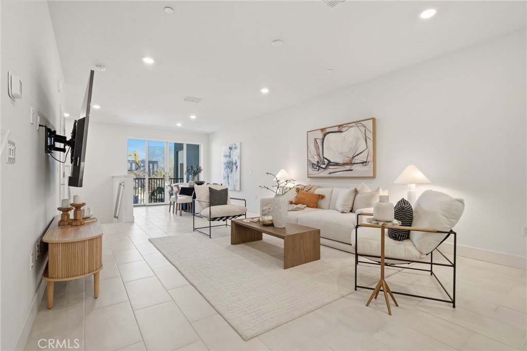 45235 Wisdom Road 1003