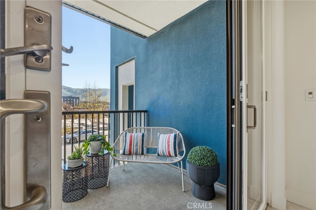 45235 Wisdom Road 1003