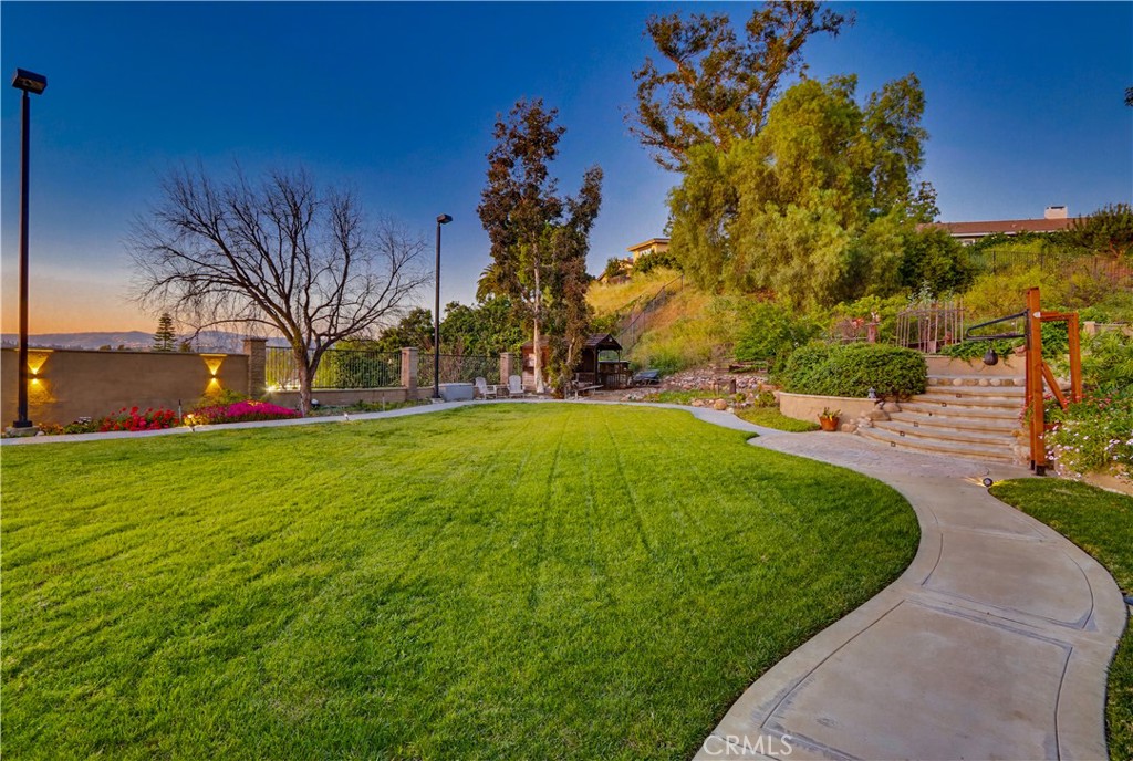 260 S Willowcreek