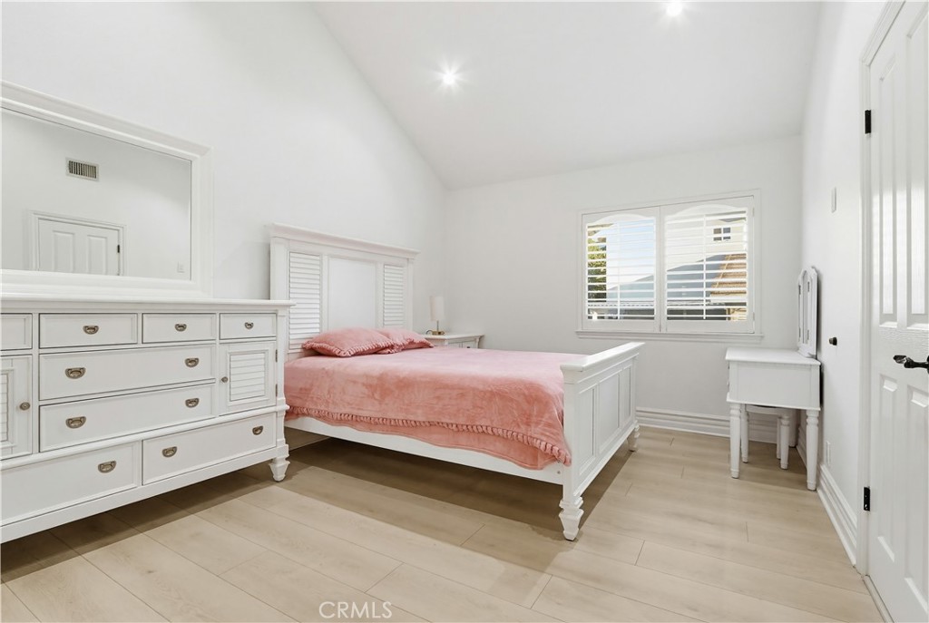 260 S Willowcreek