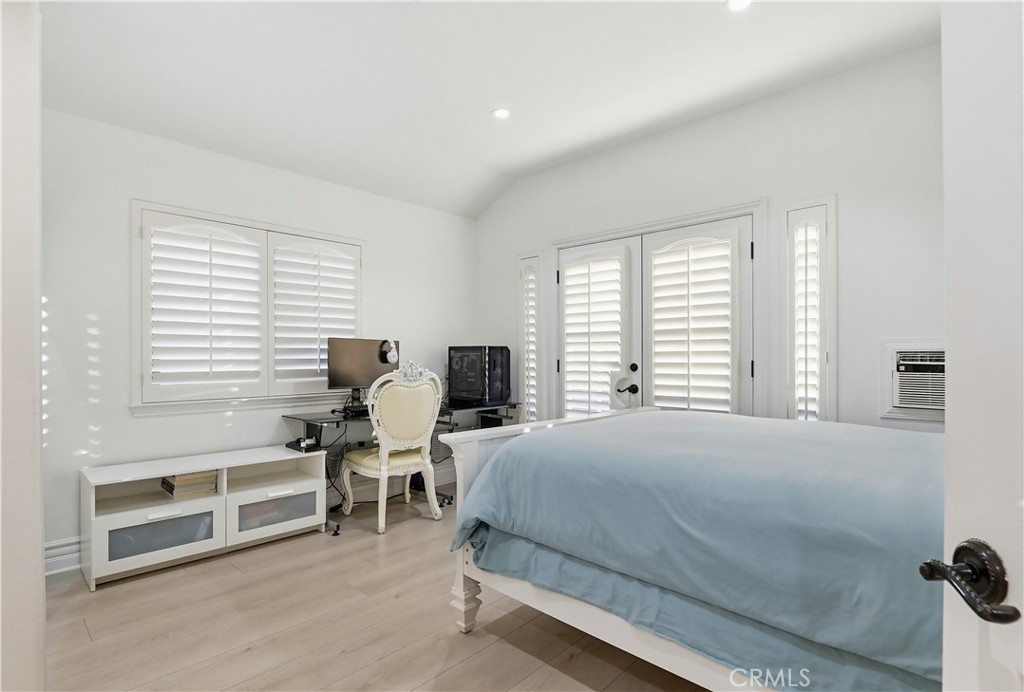 260 S Willowcreek