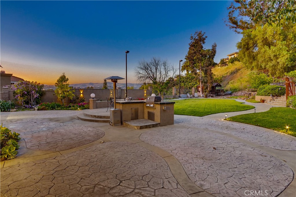 260 S Willowcreek
