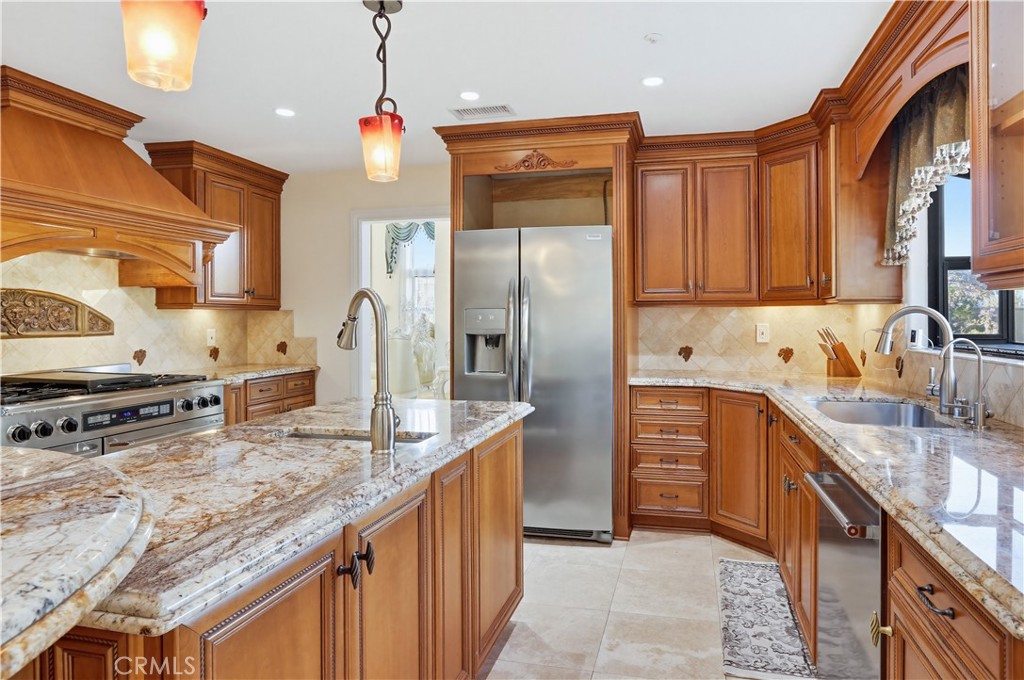 260 S Willowcreek