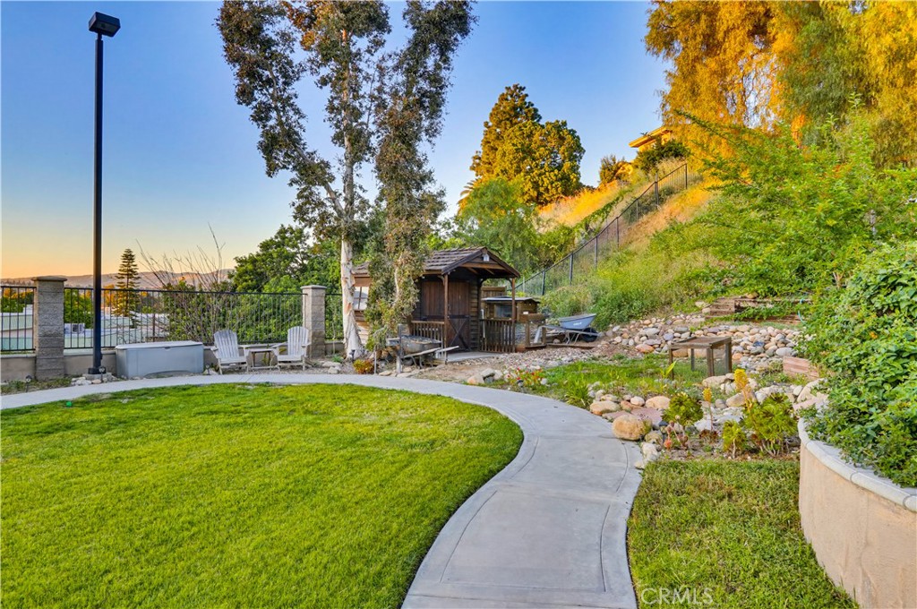 260 S Willowcreek