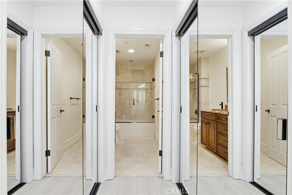 260 S Willowcreek