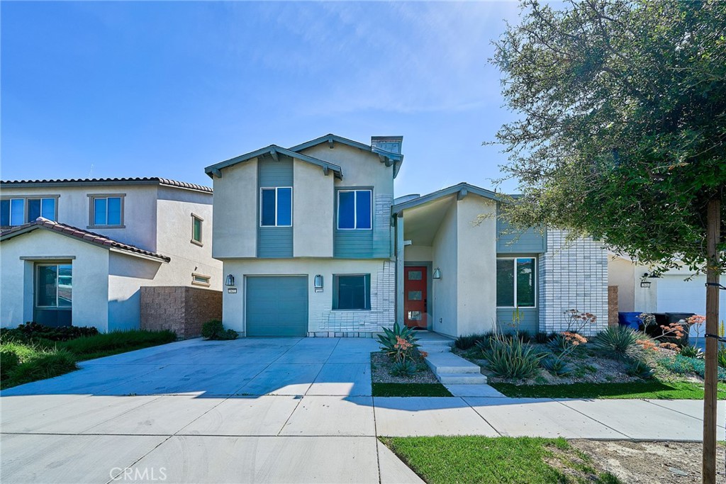 2622 E Embry Lane