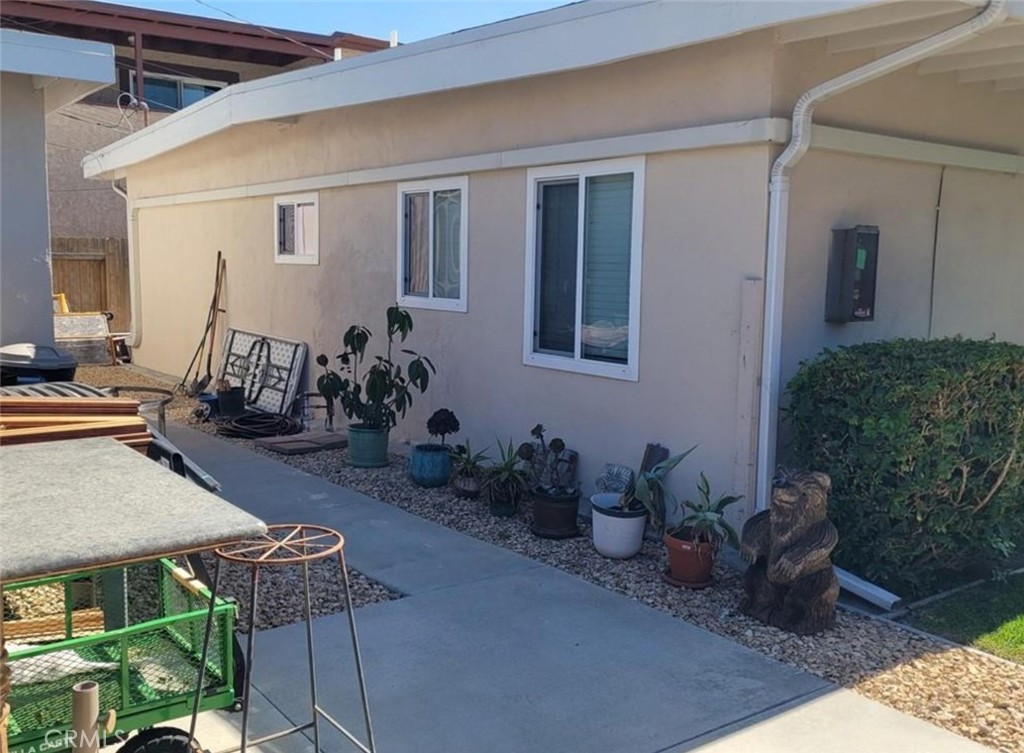 4411 Farquhar