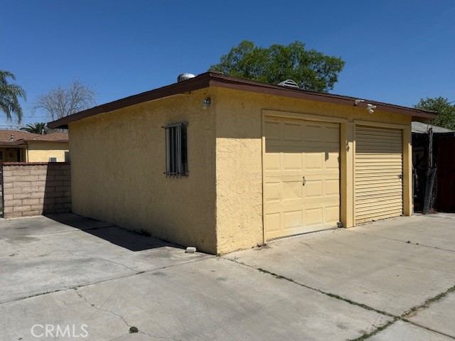 818 E C St