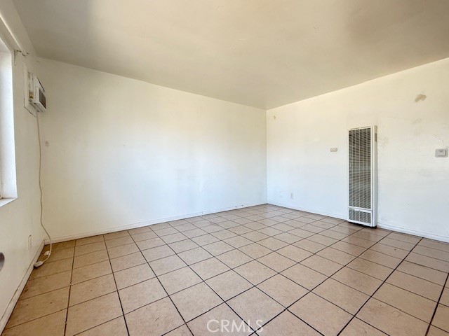 818 E C St