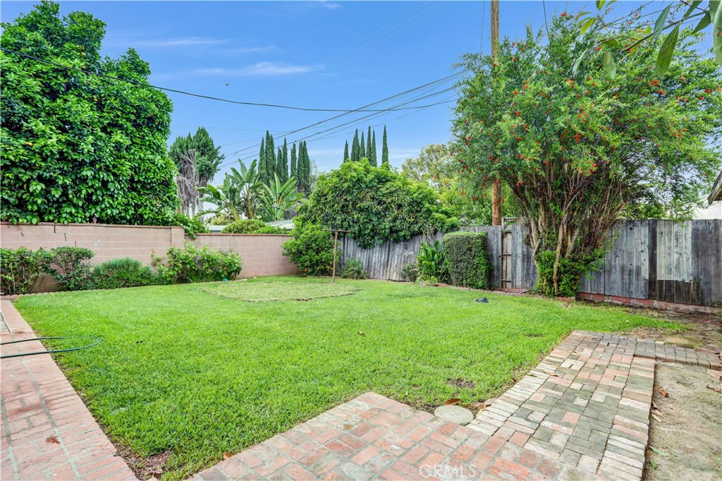 15459 Three Palms Street