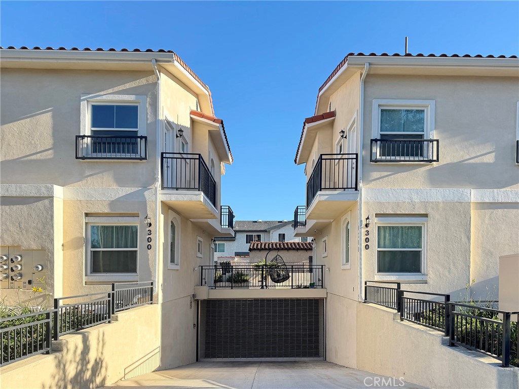 300 Alhambra Road E D