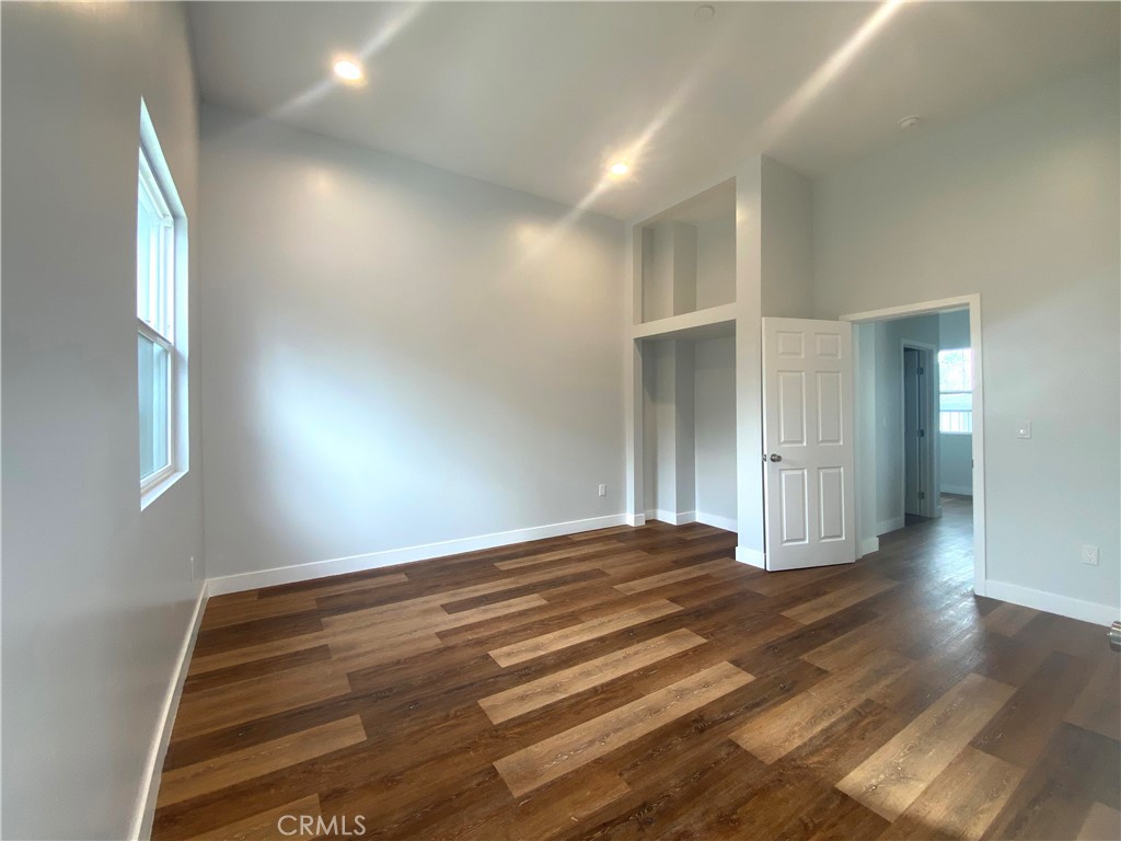 300 Alhambra Road E D