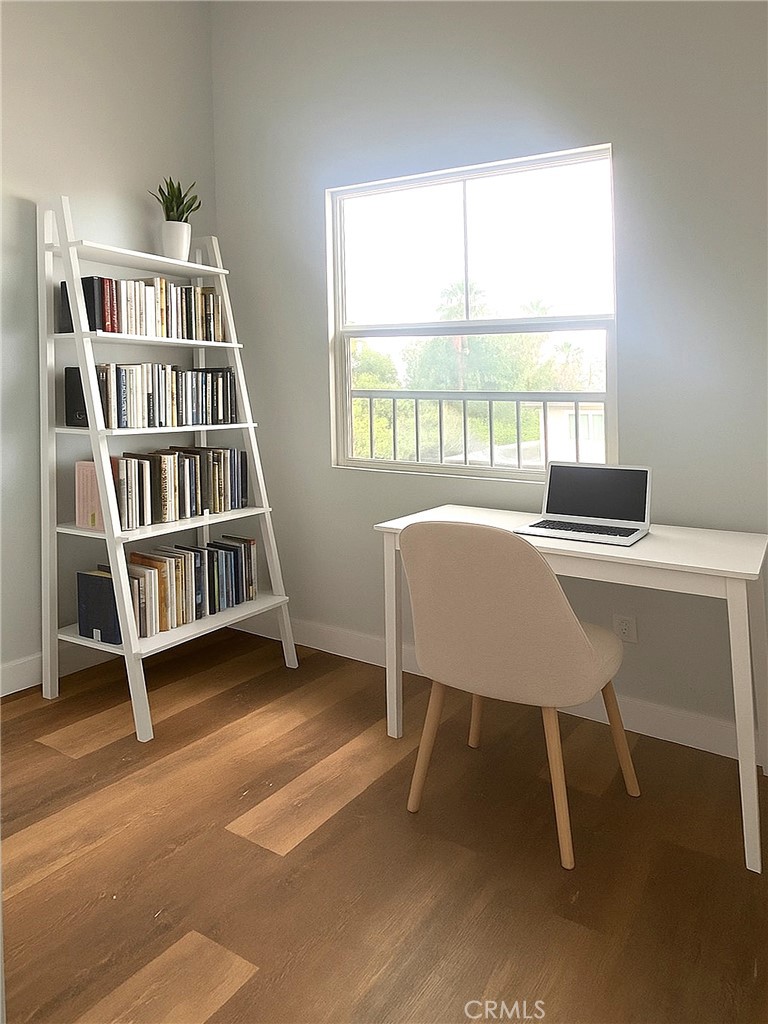 300 Alhambra Road E D