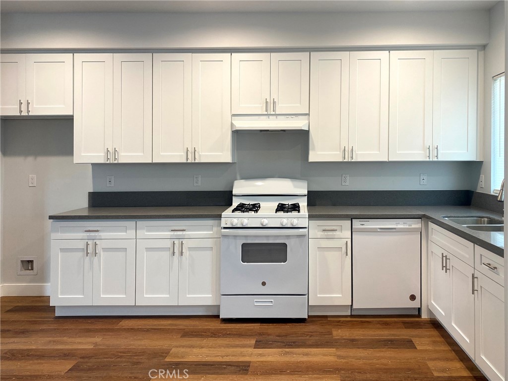 300 Alhambra Road E D