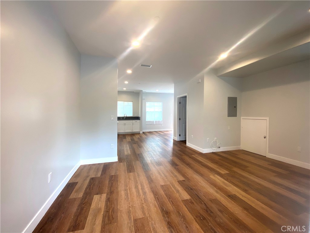 300 Alhambra Road E D