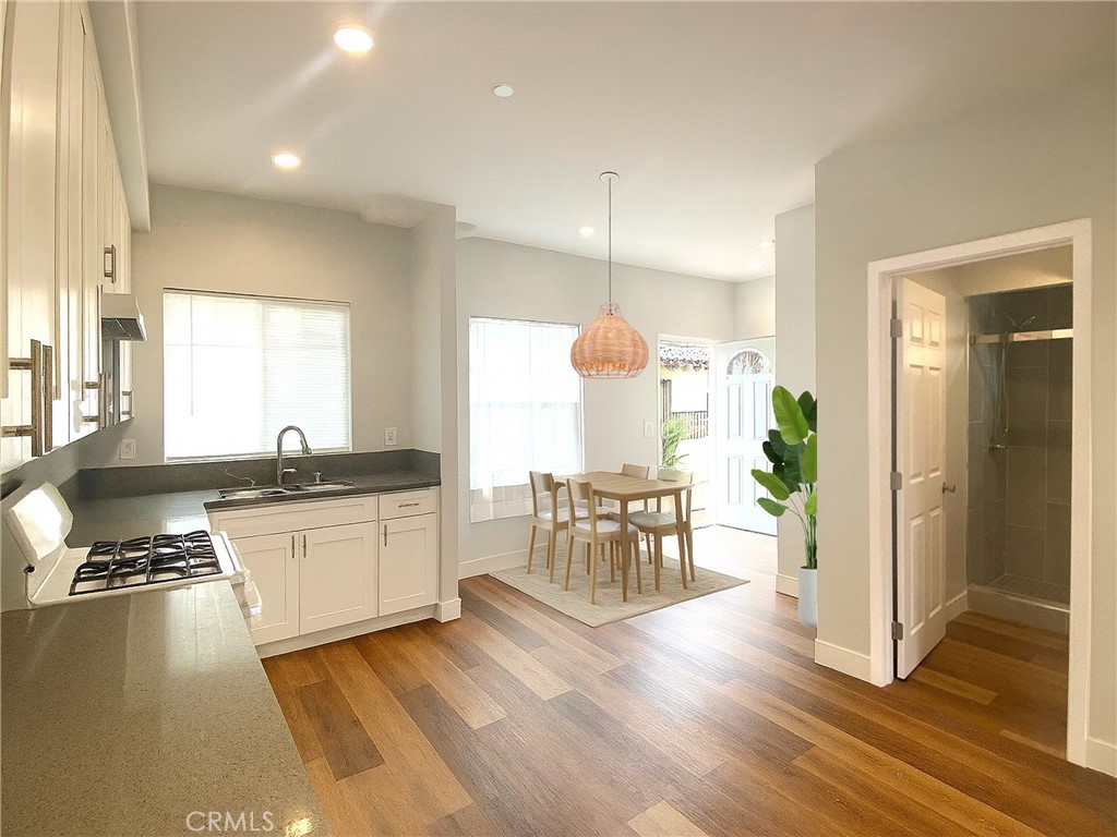 300 Alhambra Road E D