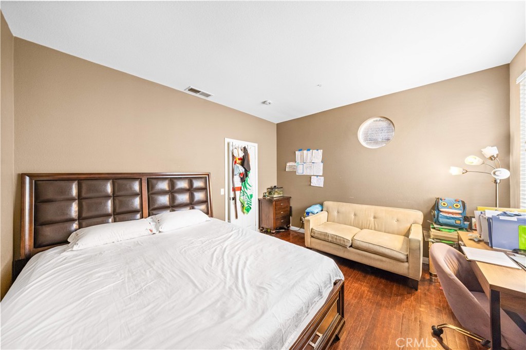 7342 Excelsior Dr