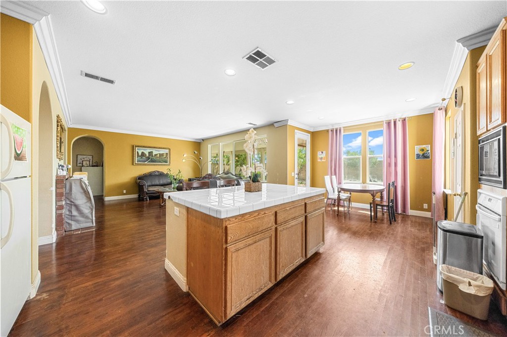 7342 Excelsior Dr