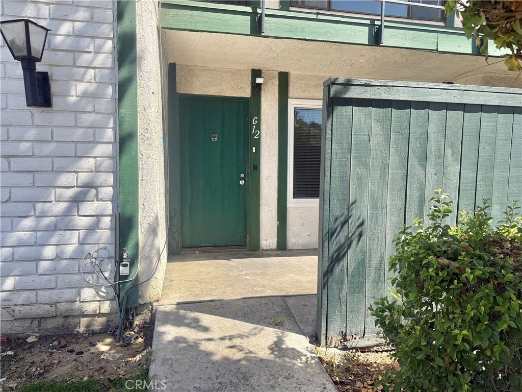 1735 E Washington