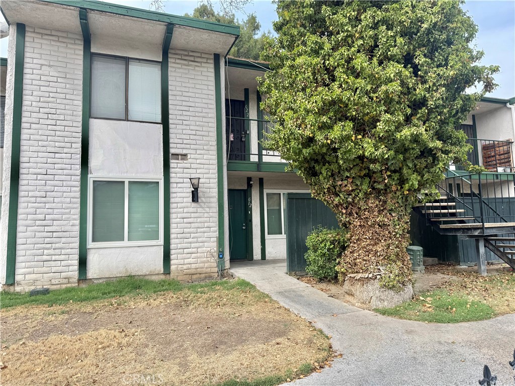 1735 E Washington