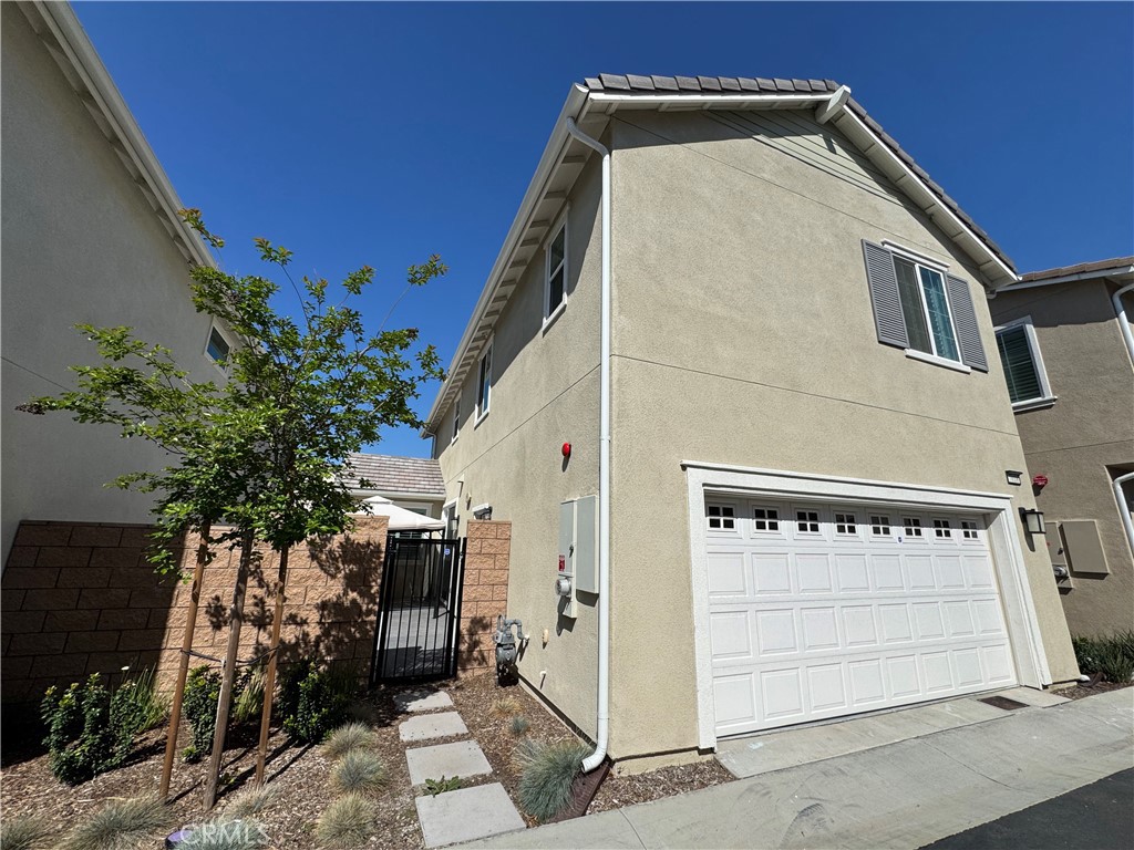 7018 Aloe Ln