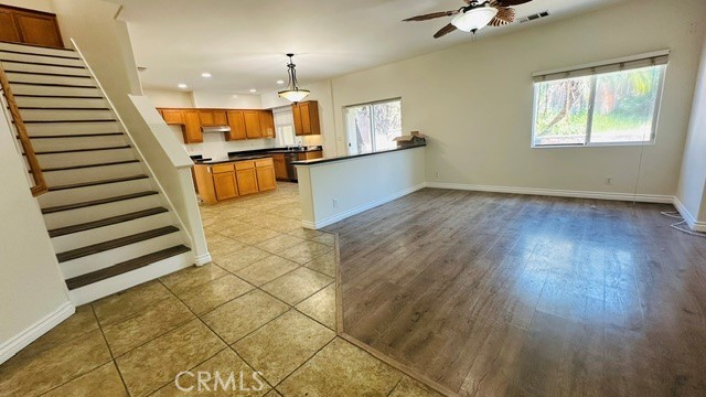1443 Orange Grove