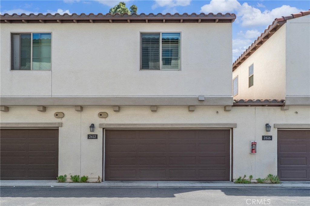 2612 Winston Court