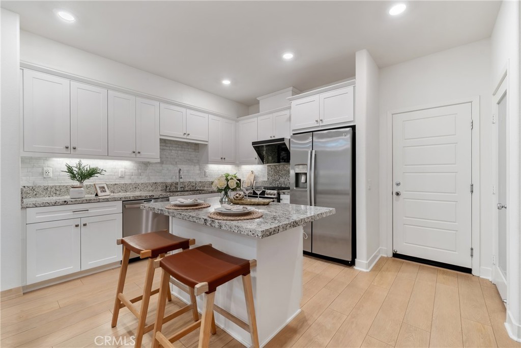 2612 Winston Court