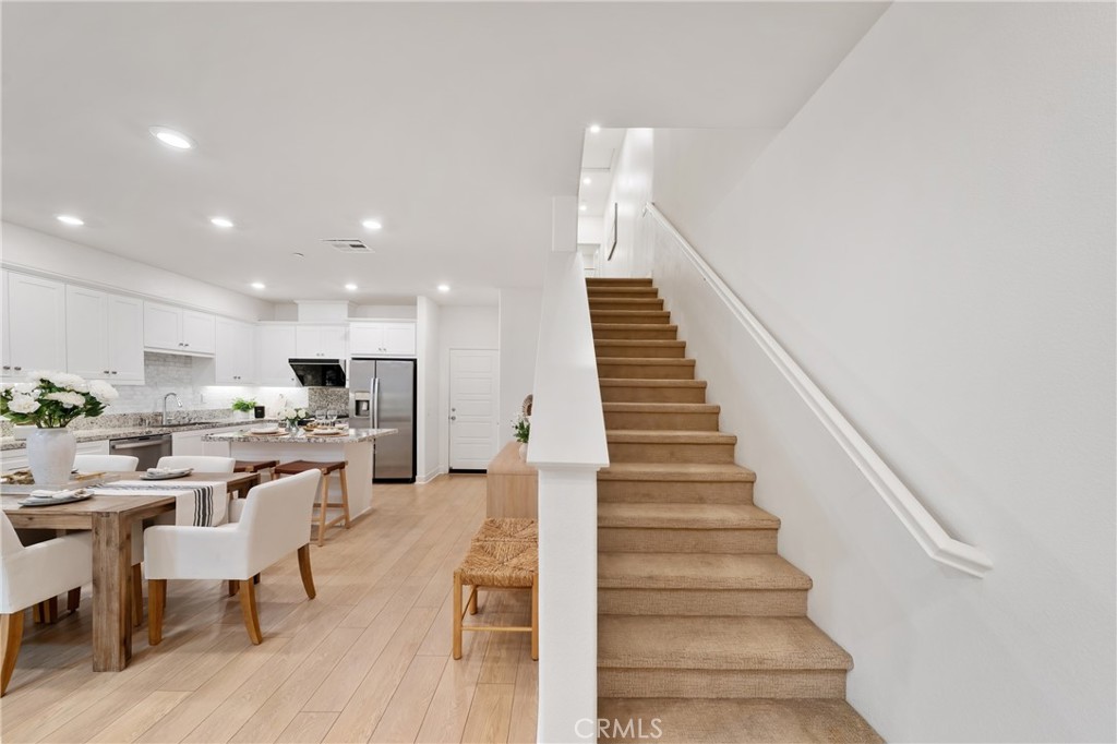 2612 Winston Court