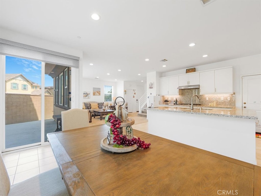 4858 S Avocado Trail