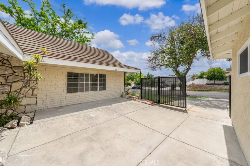 1370 Wake Forest