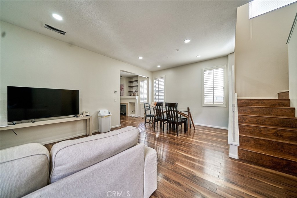 243 Seacountry ln