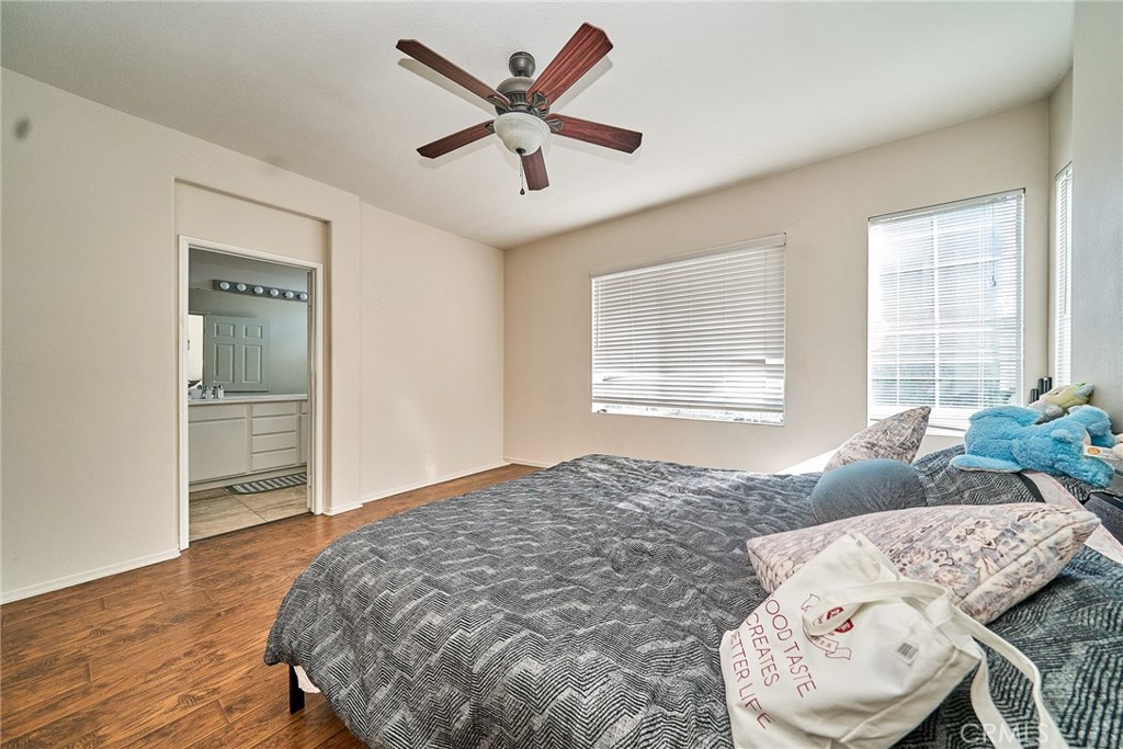 243 Seacountry ln