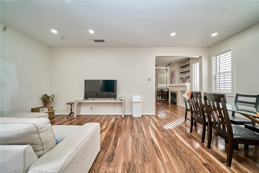243 Seacountry ln