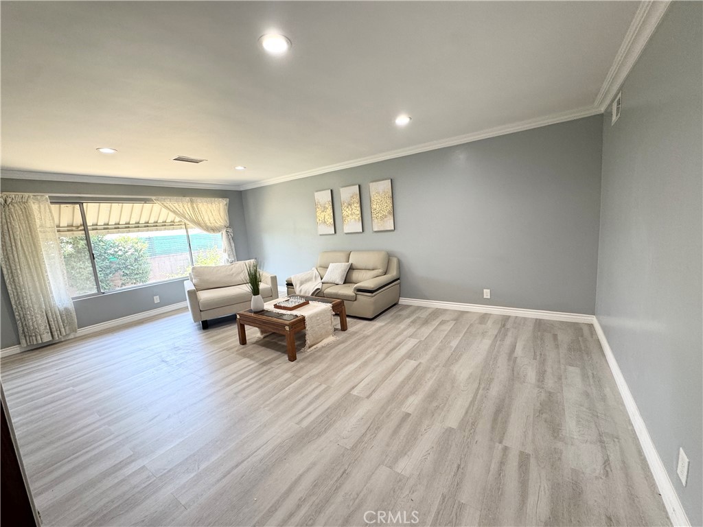 216 S Homerest