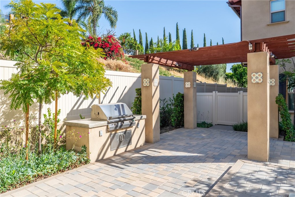 818 Francesca Dr