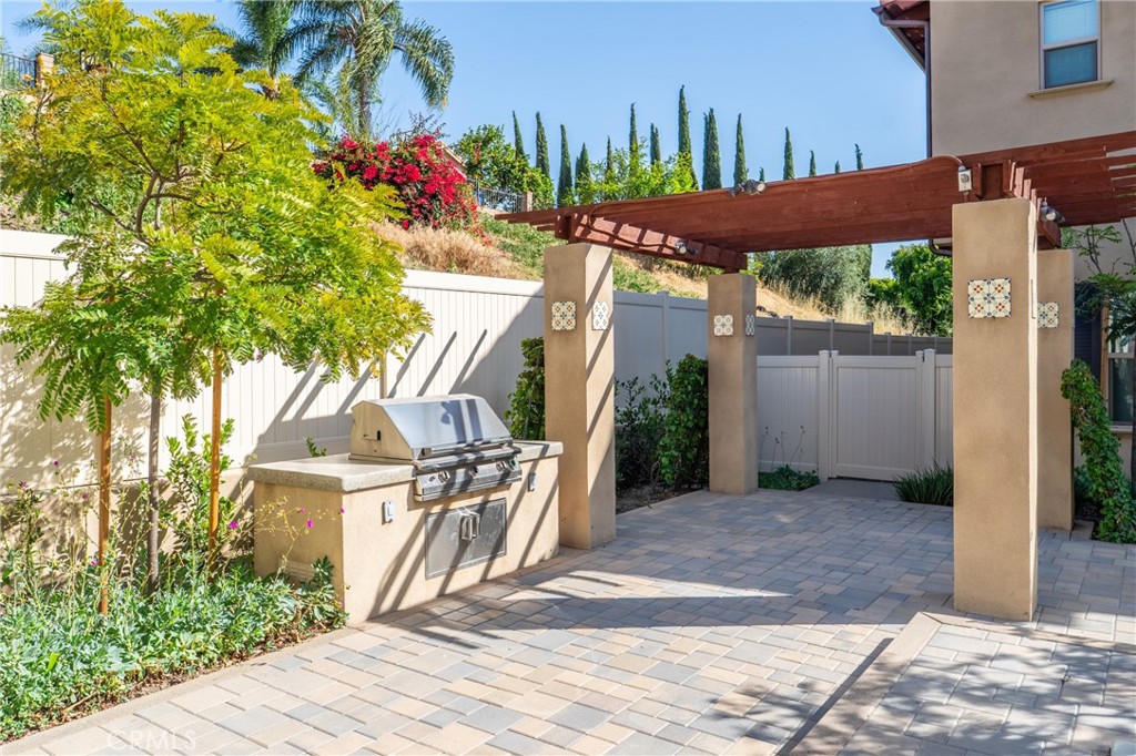 818 Francesca Dr