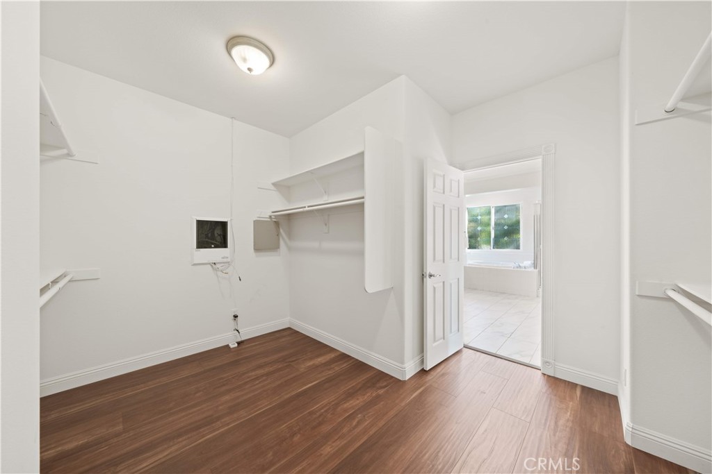 3271 Willow Hollow Road