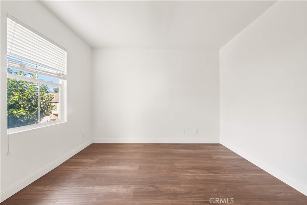 3271 Willow Hollow Road