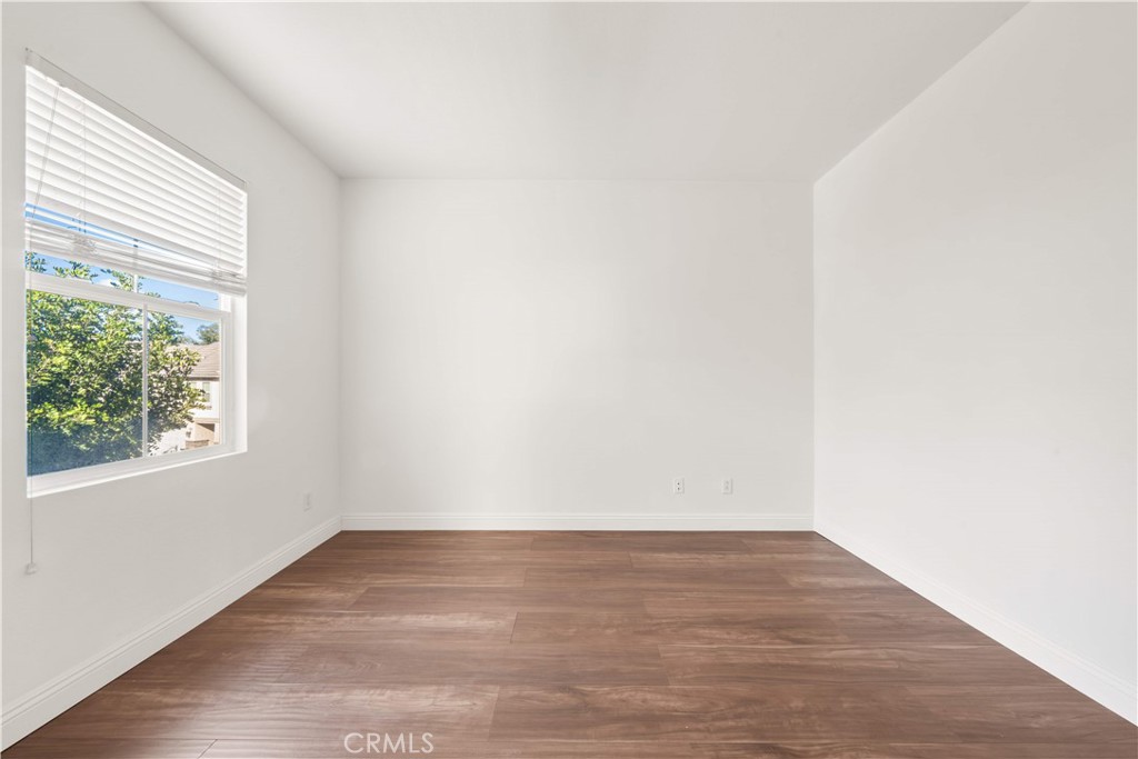 3271 Willow Hollow Road