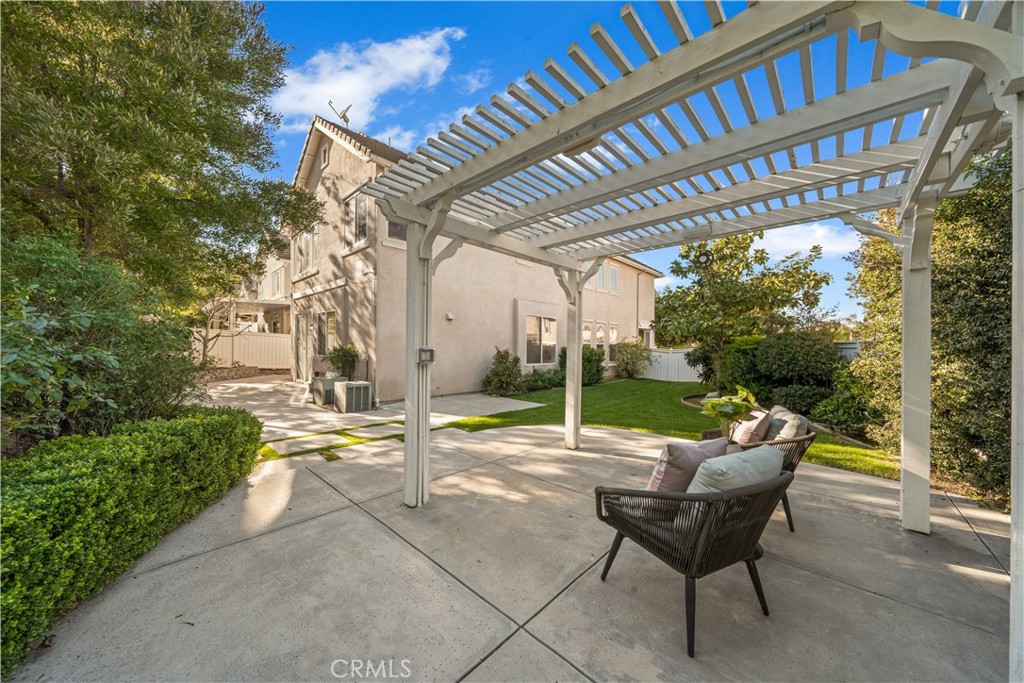 3271 Willow Hollow Road