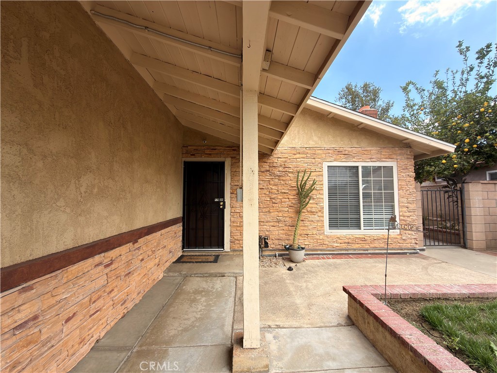 7120 Idyllwild Lane