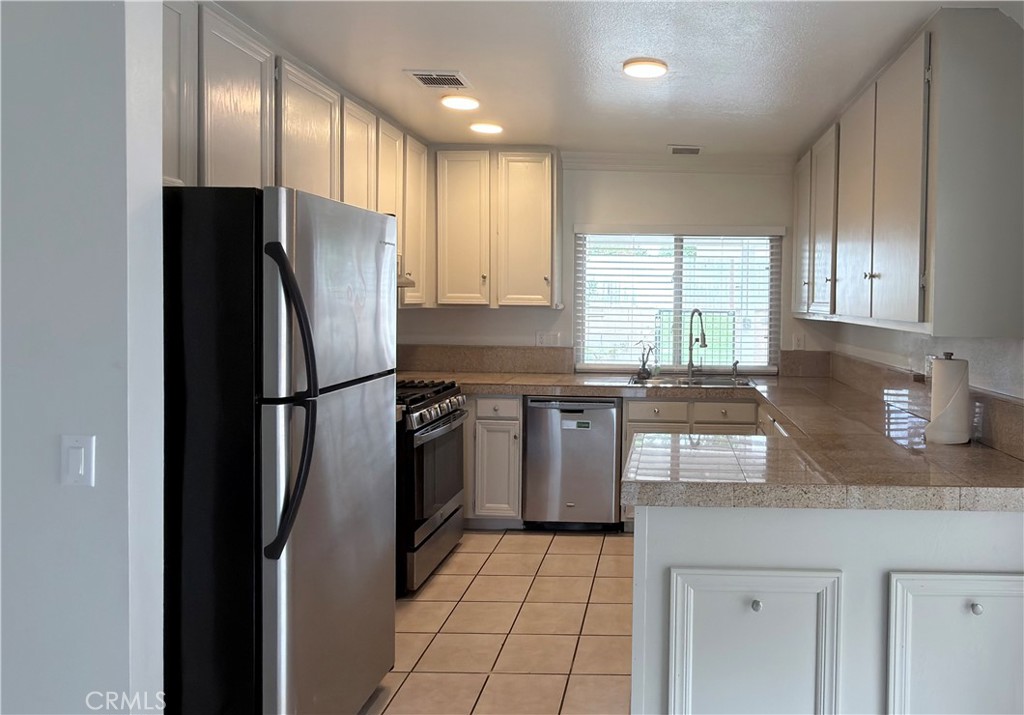 7120 Idyllwild Lane