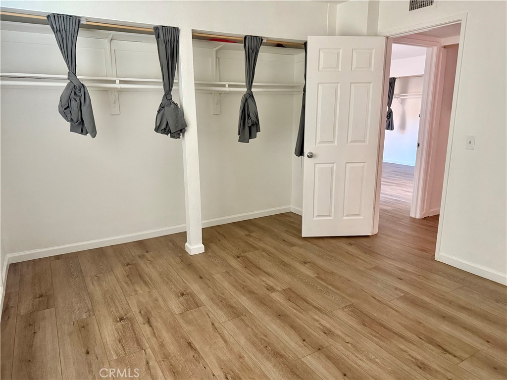 1735 E Washington Street G12