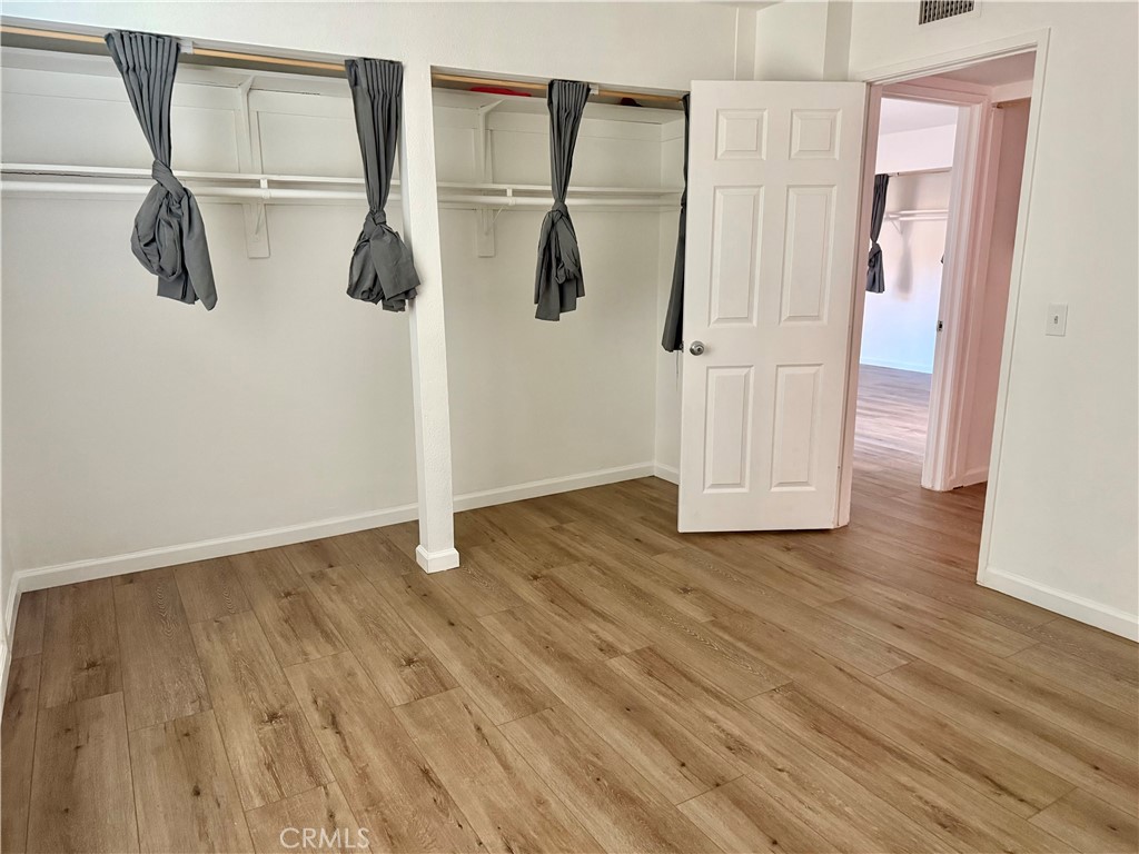 1735 E Washington Street G12