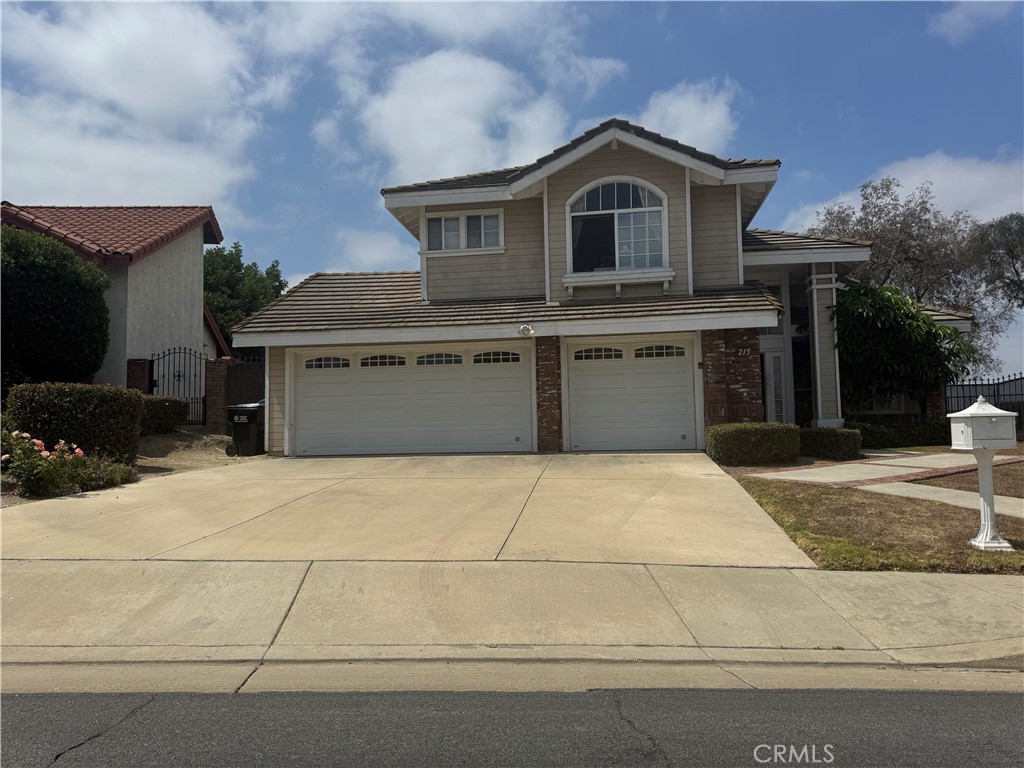 215 Spyglass