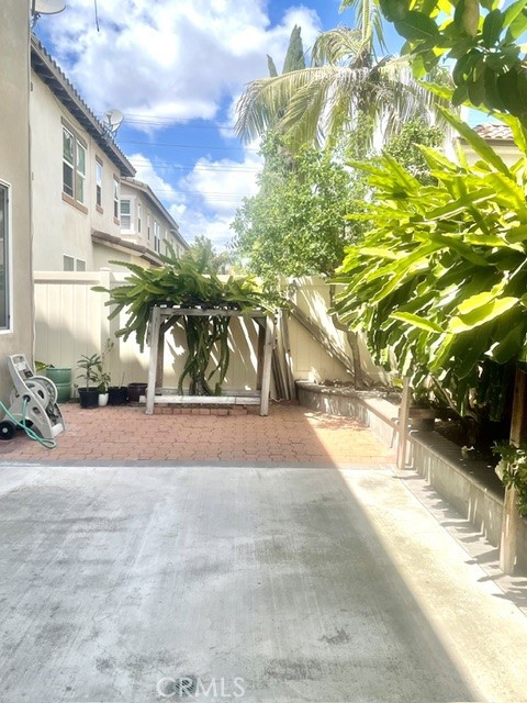 1224 S Cabernet Circle